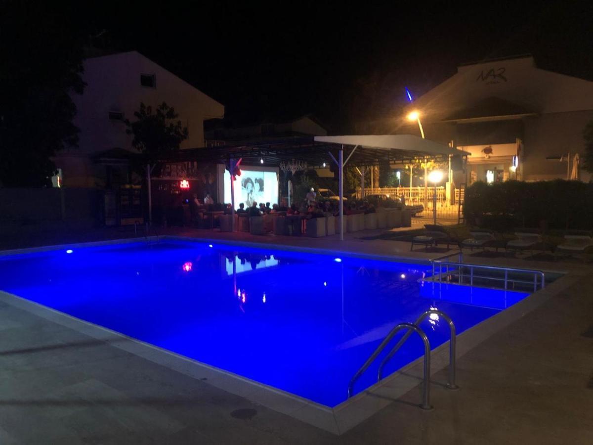 Anita Kemer Noch Hotel Exteriör bild