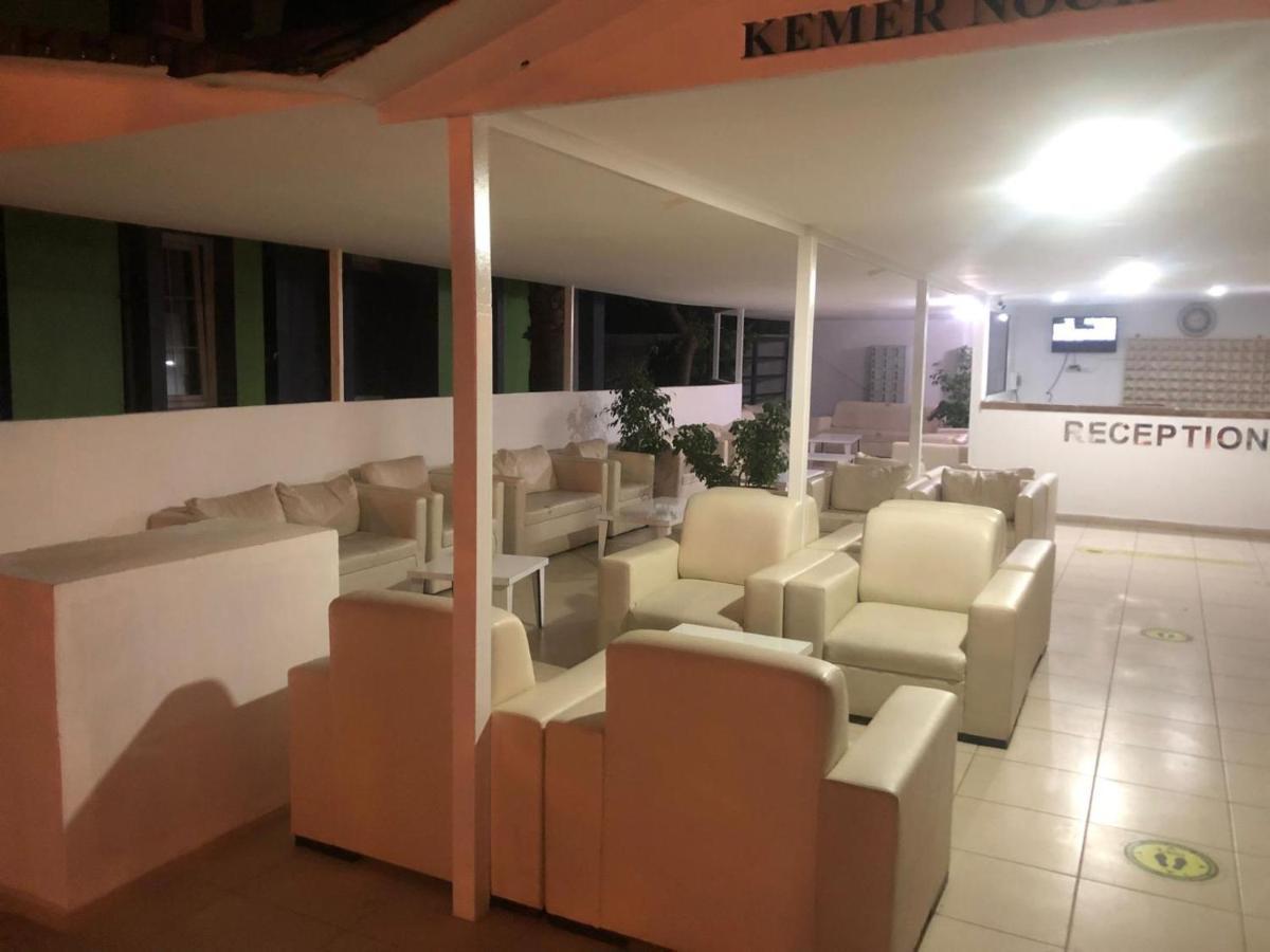 Anita Kemer Noch Hotel Exteriör bild
